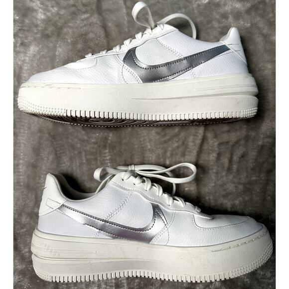 Nike Air Force 1 PLT .AF. ORM White Silver Platform Sneakers Womens Size 10 - Picture 1 of 9